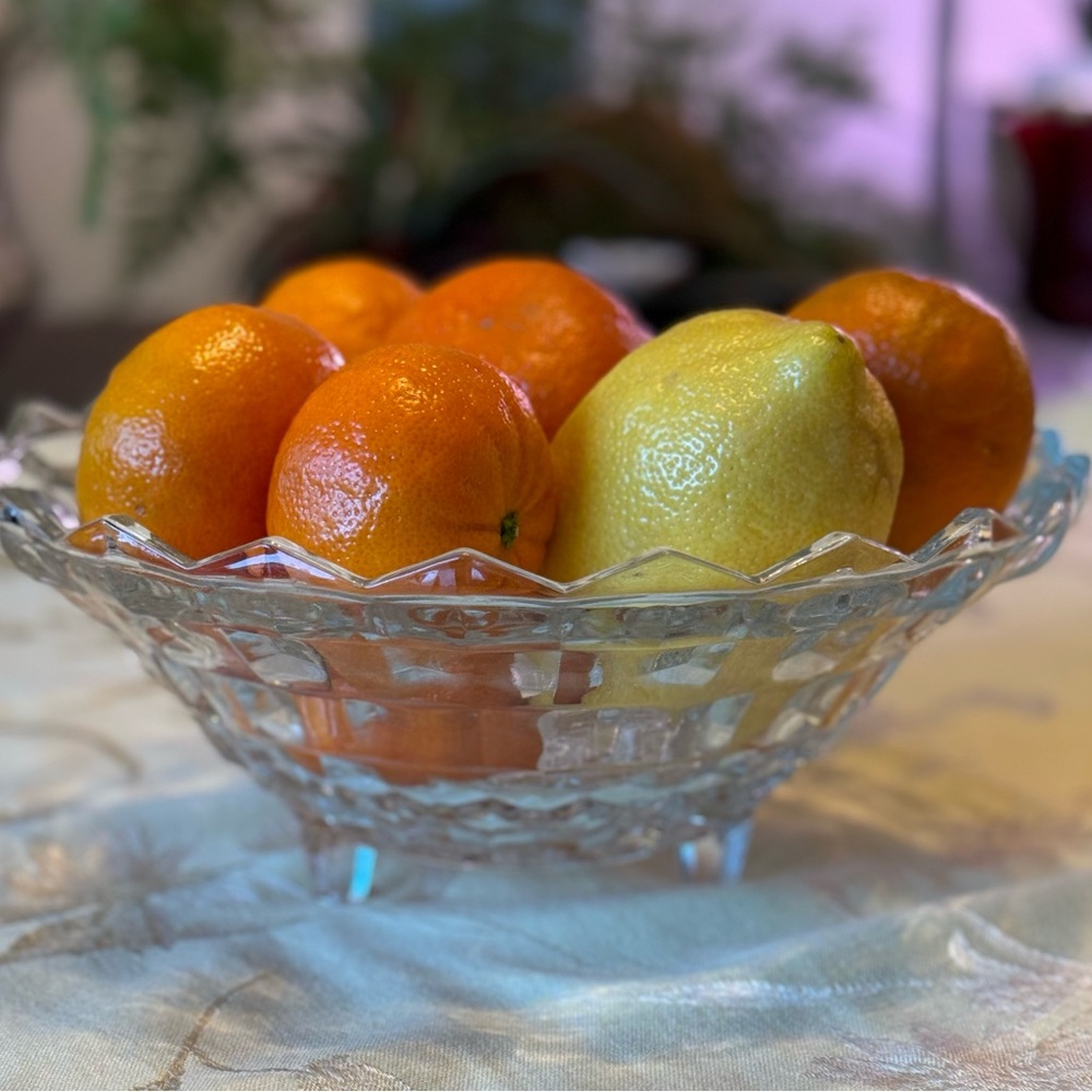 Vintage Fosteria Footed Bowl EUC